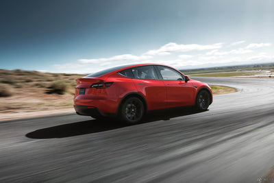 Unverzichtbares Zubehör für Tesla-Roadtrips mit Model Y