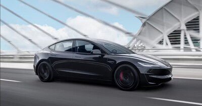 So öffnen Sie das Schiebedach eines Tesla Model 3