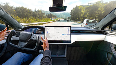 So entfernen Sie Ihr Tesla-Lenkrad sicher: Eine umfassende Anleitung