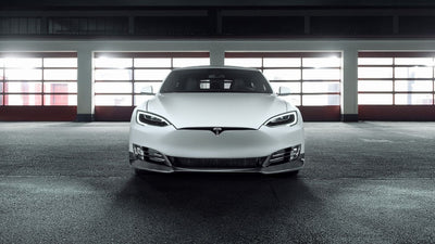 Wie parkt man einen Tesla selbst?