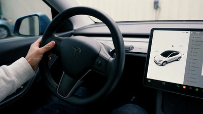 So richten Sie die Geschwindigkeitsregelung in Ihrem Tesla Model Y ein: Eine einfache Anleitung