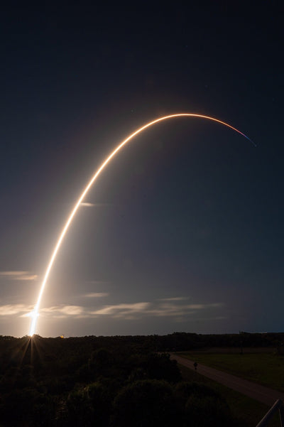 Musk sagte, American würde Kunden verlieren, wenn das Bord-WLAN ausfiele, 14. Dezember 2025