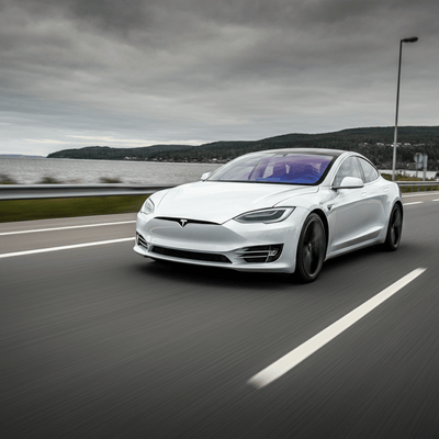 Tesla beansprucht fast 20 Prozent Marktanteil, während Norwegen neuen Rekord bei Autoverkäufen aufstellt
