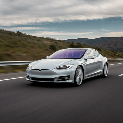 Tesla FSD v14.2.2 erhält breite Anerkennung für menschenähnliche Geschmeidigkeit und entschlossene Spurwechsel