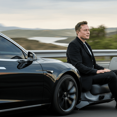 Tesla Full Self Driving soll laut Elon Musk ein großes Sprachbefehl-Update erhalten