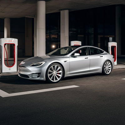 Tesla startet neues Supercharger-Programm, das Geschäftsinhaber lieben werden