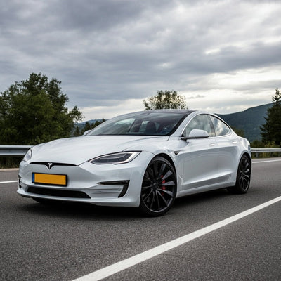 Tesla wirbt mit neuer Aktion um Besitzer von Benzinern und bietet kostenlose Supercharging-Kilometer an.