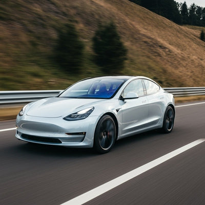 Teslas Experimente mit den Geschwindigkeitsprofilen in FSD v14.2.1 sind zu weit gegangen.