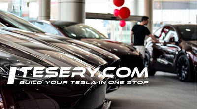 Teslas exklusives Mitternachts kirsch rot kommt im Nahen Osten an: Model Y zeigt einzigartigen Farbton