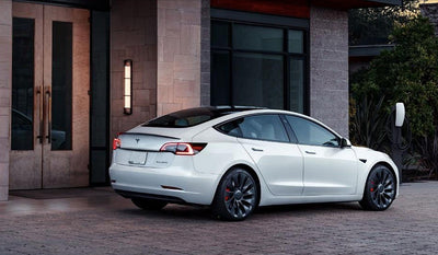 Uber-Fahrer gedeihen mit Tesla Model 3 inmitten einer Gas wanderung