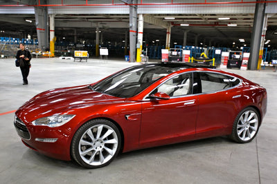 Entriegeln von Tesla-Türen: Ein Leitfaden für die manuelle Türöffnung