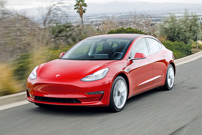Wie tauscht man das Rücklicht des Tesla Model 3 aus?