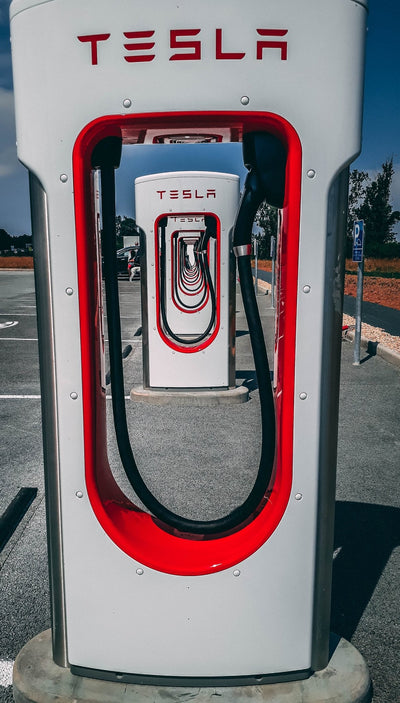 Tesla App hat einen Ladepass für 2025 und einen Supercharging-Preis für neun Gewinner hinzugefügt
