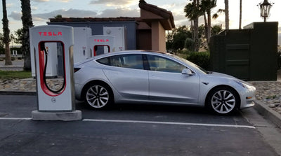 Tesla-Fahr tipps: Erweitertes Laden, Reichweiten maximierung und Reiseplan ung