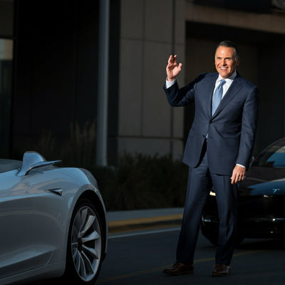 Tesla-Aktienanalyse: Jim Cramer prognostiziert Anlegern eine glänzende Zukunft