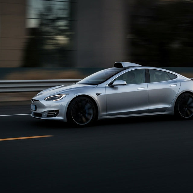 Tesla unternimmt einen Schritt zur Abschaffung der Sicherheitsfahrer im Robotaxi-Service.