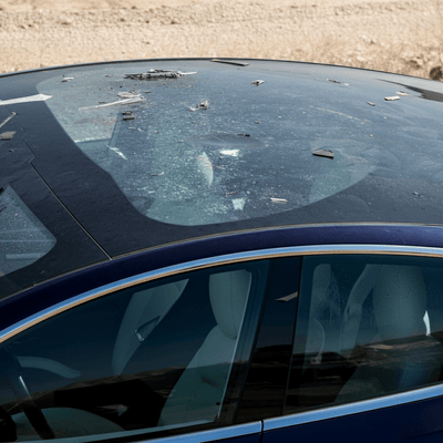 Teslas unbeabsichtigte Panzerung: Model Y Glasdach übersteht iranische Raketentrümmer in Israel