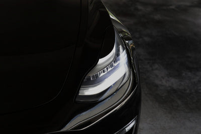 US-Vorschriften vs. Teslas Matrix-Scheinwerfer: Was Sie wissen müssen 