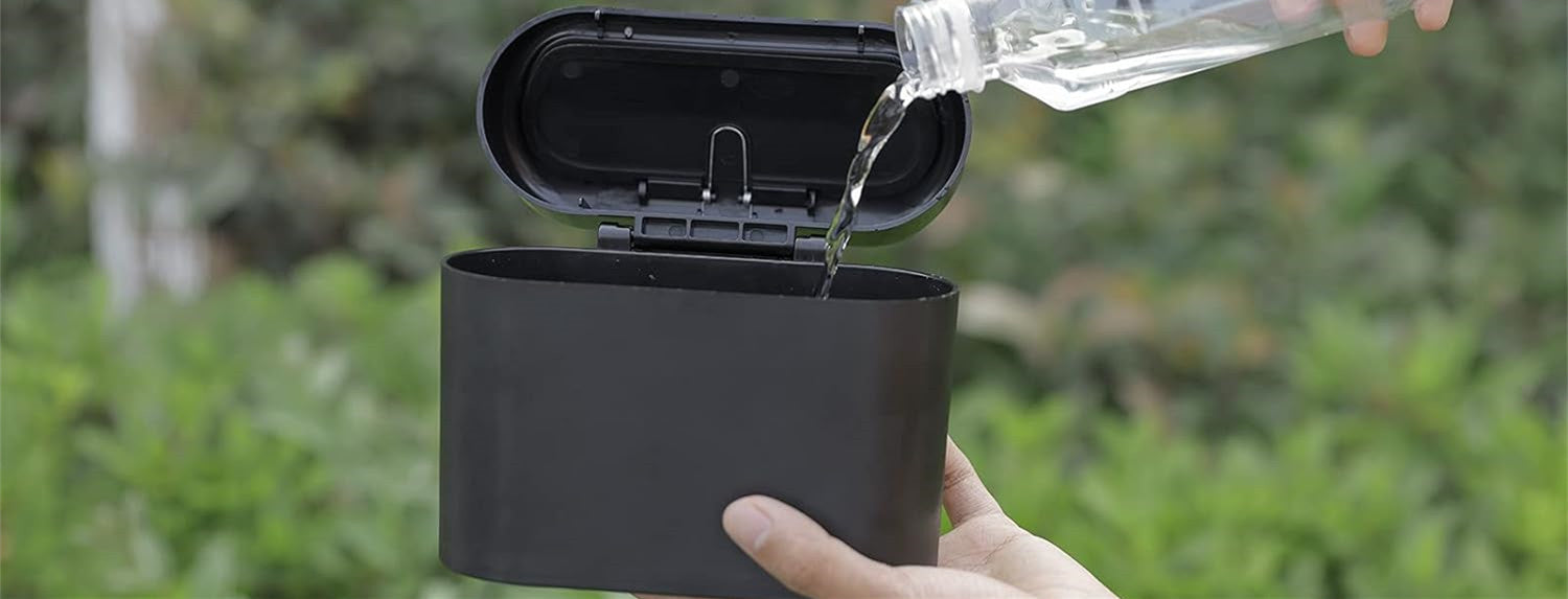Tesery: Mini Tesla Interior Garbage Bin | Auto-Rebounding Lid & Easy Clean