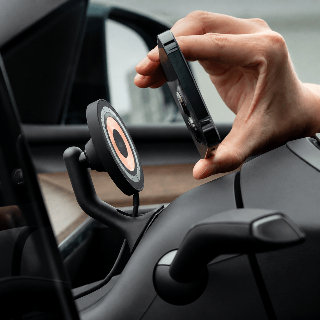 TITA Flexural - Magsafe Wireless Charging Phone Holder for Model Y/3 Highland - Tesery Official Store